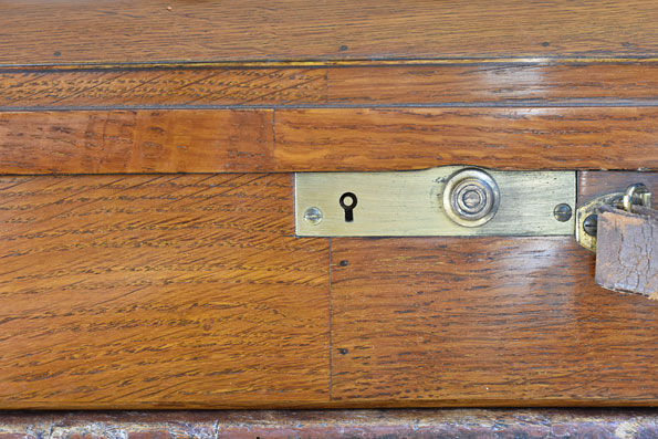 Hill & son's case latch
