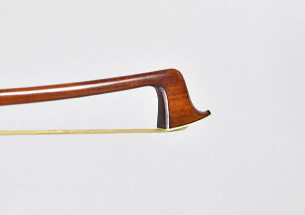 Bow head by E.Sartory